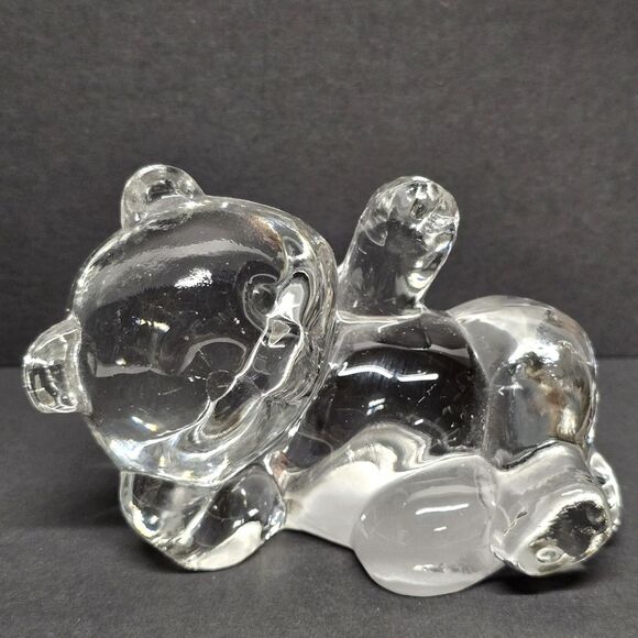 Fenton clear glass Chilling Teddy Bear laying on side - Picture 8 of 8